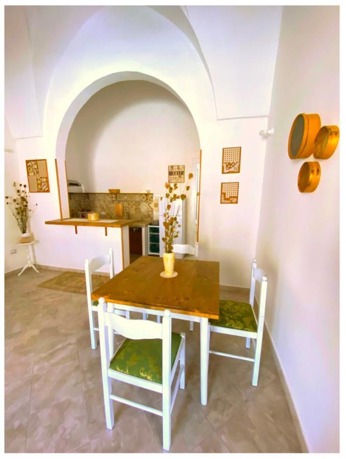 Casa Vacanze Patrizia Botrugno Exterior foto